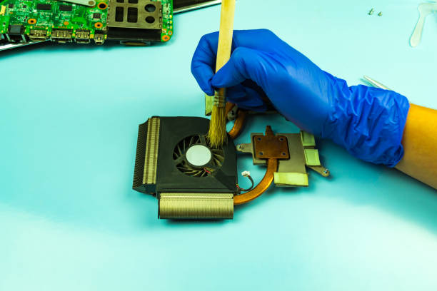 istock Repair, disassembly, laptop cleaning. 1263847340