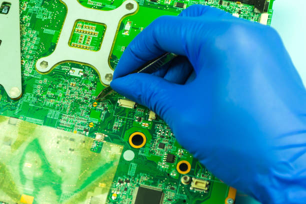 istock Repair, disassembly, laptop cleaning. 1263848018
