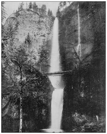 Antique black and white photograph: Multnomah Falls