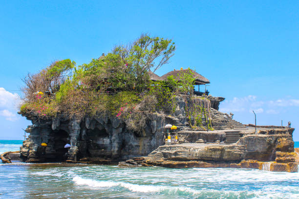 istock Tanah Lot temple, Bali, Indonesia 1263867048