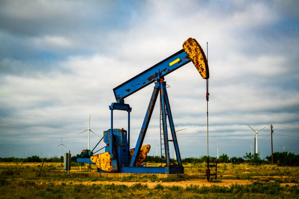 istock Oil Rigs and Wind Turbines 1263933394