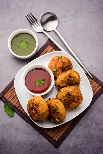 Aloo Tikki or Potato Cutlet or Patties is a popular Indian street food made with boiled potatoes, spices and herbs
