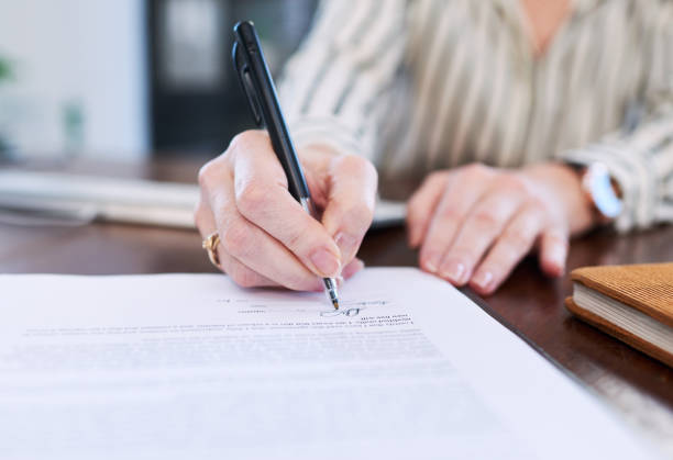 istock Signing off a new deal 1264075752