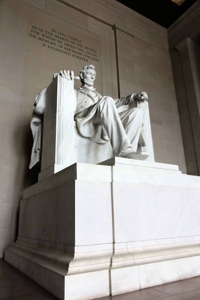 istock Abraham Lincoln Memorial 1264113666