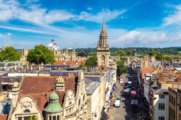istock Panoramic aerial view of Oxford 1264113982