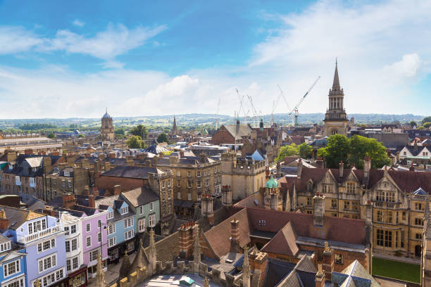istock Panoramic aerial view of Oxford 1264114018