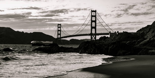 istock Golden Gate Bridge black and white 1264142250