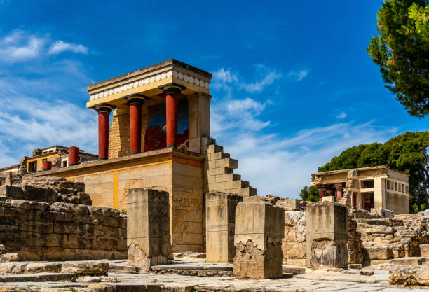 Ruins of Knoss - an ancient city on the Crete, Greece Ruins of Knoss - an ancient city on the island of Crete, Greece minoan photos stock pictures, royalty-free photos & images