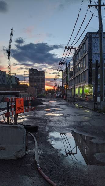 istock Sunset over the Montreal Neighbourhoods (photo12) 1264183656