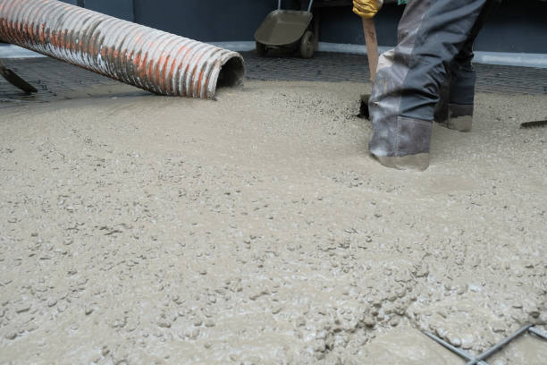 istock builders poured concrete at the construction site 1264220386