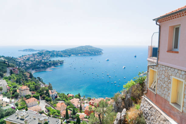 istock rating dAzur, France 1264289626