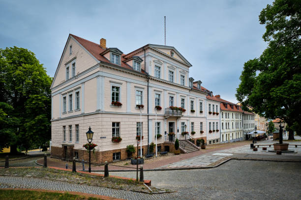 istock Classicist town hall in Bad Freienwalde 1264292259