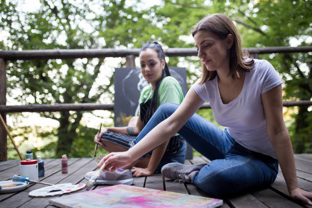 istock Enjoying nature while creating works of art 1264319005