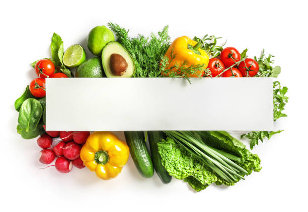 здоровая органическая пища, богатая витаминами - radish bunch red vegetable стоковые фото и изображения