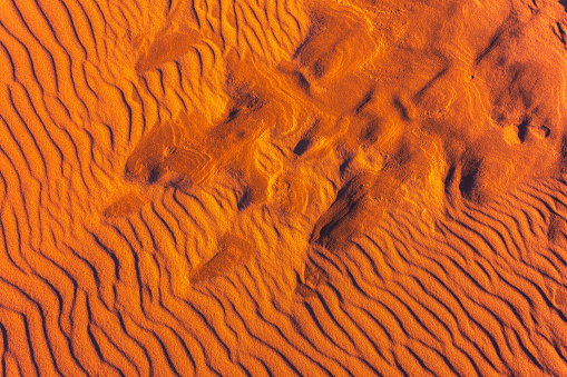 Sand pattern in the warm evening sunlight