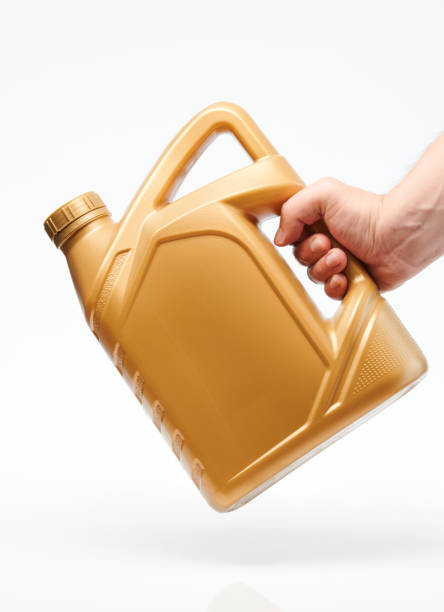 istock Yellow canister for oil 1264340398