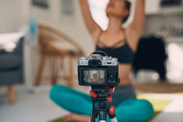 istock Instructing her online audience about building a firm and fit body 1264344210