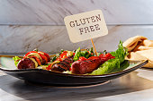 glutenfreie-no-bun-hot-dogs.jpg?b=1&s=170x170&k=20&c=uLXbZJpIggwcc5P3YW-NhIg-FPgSi0SyS8SZpmo_ZzI=