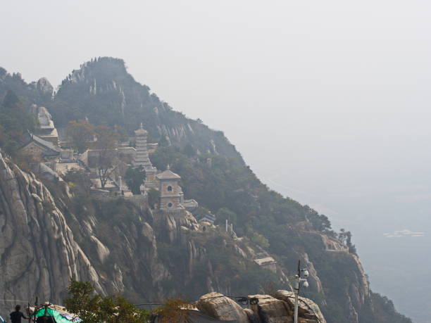 Songshan Mountain in The Shaolin Monastery Area is also known as the Shaolin Temple. Dengfeng City, Zhengzhou City, Henan Province, China, 18th October 2018. Songshan Mountain in The Shaolin Monastery Area is also known as the Shaolin Temple. Dengfeng, Zhengzhou City, Henan Province, China, 18th October 2018. shaolin monastery stock pictures, royalty-free photos & images