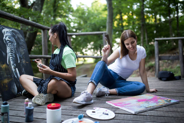 istock Enjoying nature while creating works of art 1264435758