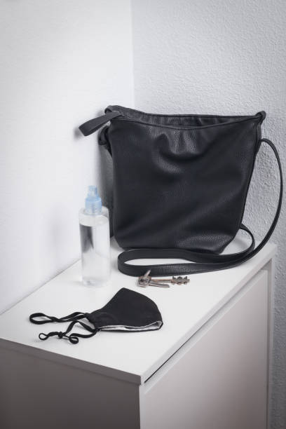istock Objetcs that de must carry un the bag to go out during COVID-19 1264495572