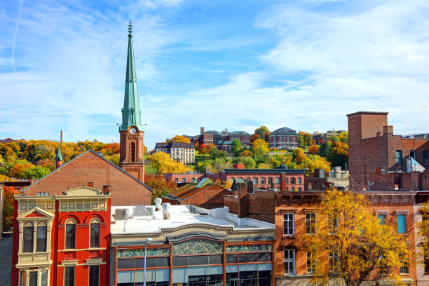 istock Autumn in Troy, New York 1264527395