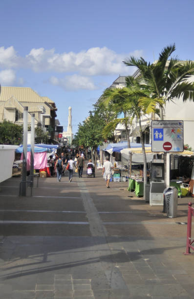 istock Saint Denis de La Reunion Tourist Shoppers 1264703960