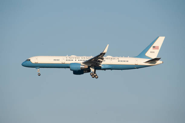 Donald Trump arrived in Helsinki Summit 2018 Helsinki / Finland - July 15, 2018: Donald Trump arrived in Helsinki Summit 2018 to meet Russian Federation president Vladimir Putin. Boeing C-32 operated by United States Air Force landing at EFHK. boeing 757 stock pictures, royalty-free photos & images