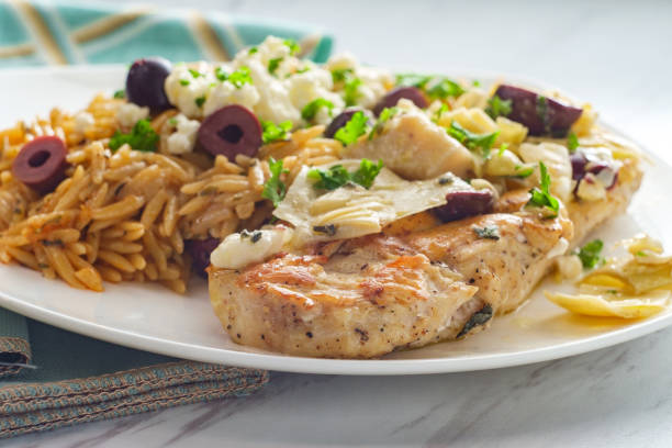 greek grilled chicken piccata - veal cutlet piccata picatta imagens e fotografias de stock