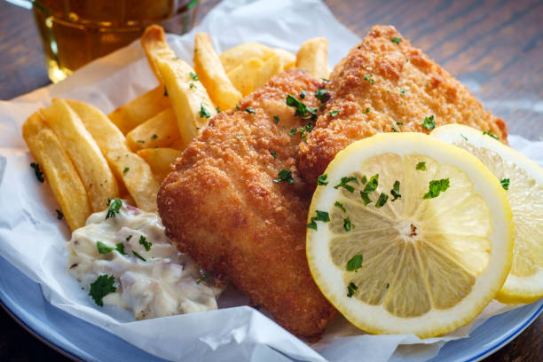 piwo ryb i frytki - fried seafood zdjęcia i obrazy z banku zdjęć