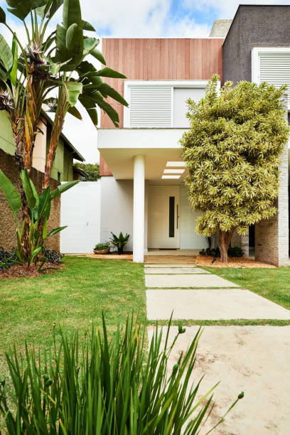 istock Garden path to house 1265182566