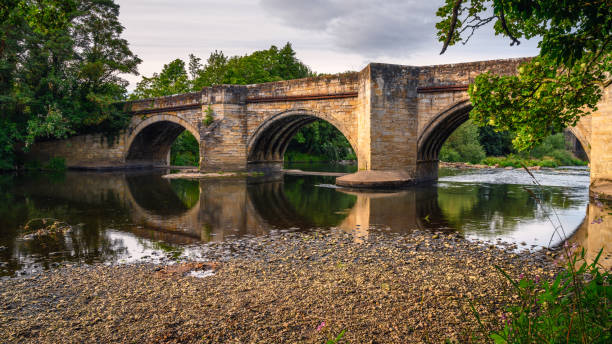 sunderland bridge über den fluss wear - sunderland stock-fotos und bilder