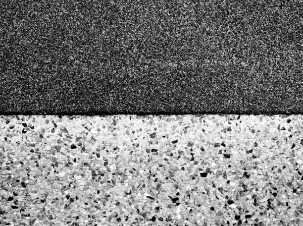 異なる滑り止め床の接合部の表面の質感 - non rigid ストックフォトと画像