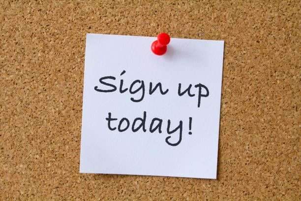 sign up today! - today reminder note pad writing imagens e fotografias de stock