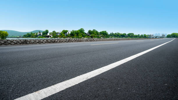 istock Expressway skyline and Garden Lake 1265396963