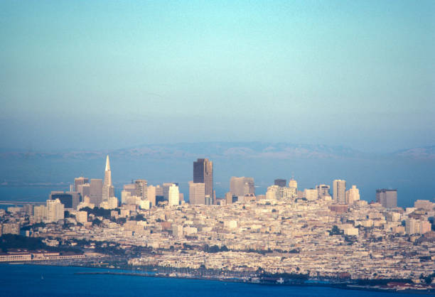 san francisco skyline - 1978 - san francisco county fotos imagens e fotografias de stock