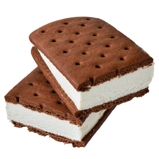 초콜릿 칩 쿠키에 아이스크림 바닐라 샌드위치 - ice cream sandwich 뉴스 사진 이미지