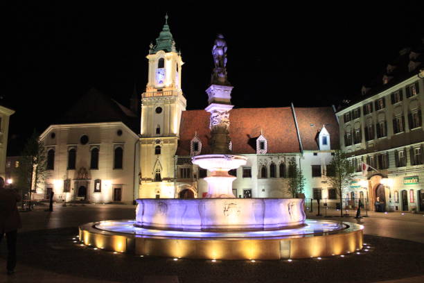 istock Fountain on the old square in Bratislava 1266078144