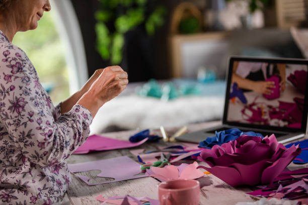 istock Time to create beautiful paper flowers during lockdown 1266126456
