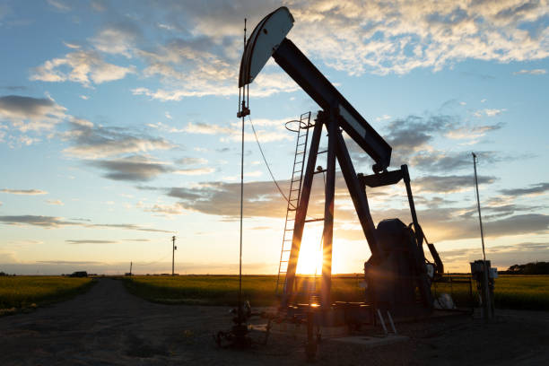 istock Prairie Oil Pump Jacks Canada USA 1266130764