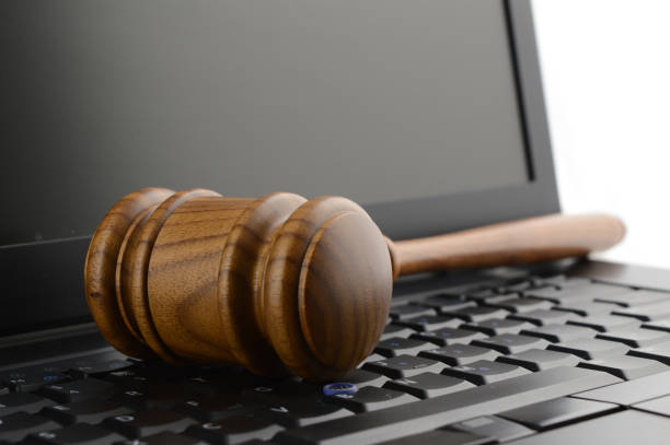 istock Online Legal Services 1266171970