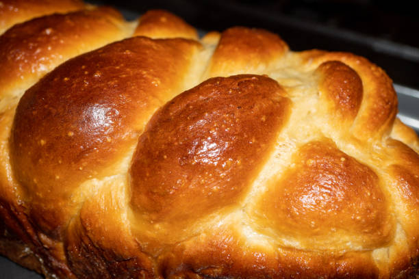 istock 6-Braided Challah Loaf 1266197554