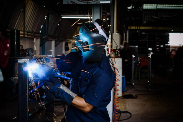 istock a worker do oxyacetylene welding and cutting in work place 1266214094