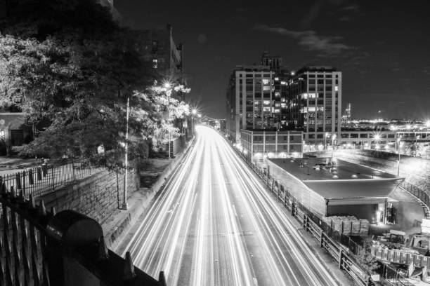 Long Exposure of the Brooklyn Queens Expressway 8/27/2017, Brooklyn, NY, USA:  Long Exposure of traffic on the Brooklyn Queens Expressway (BQE) in Brooklyn, NY. BQE stock pictures, royalty-free photos & images