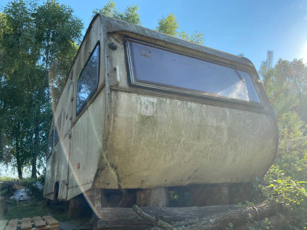 istock beautiful old mobile home beautiful old mobile home in white 1266404785
