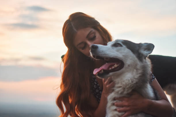 istock She is guarded by someone very strong 1266480273