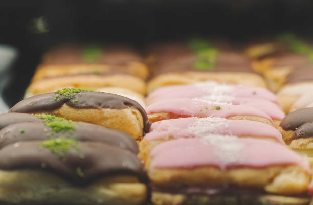 Eclair cake, Tart, bakery, chocolate cake, dessert