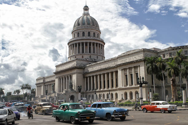 istock capitilio is in havana and cloudy sky crowded street 1266547195