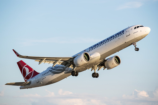 Zurich, Switzerland - August 15, 2020: Turkish Airlines Airbus A321 departing Zurich International Airport. Turkish Airlines is the national flag carrier airline of Turkey. As of August 2019, it operates scheduled services to 315 destinations in Europe, Asia, Africa, and the Americas, making it the largest mainline carrier in the world by number of passenger destinations