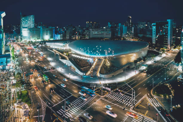 Aerial shot of the Dongdaemun Design Plaza (DDP) at night, Seoul,South Korea. Top shot of the Dongdaemun Design Plaza (DDP) at night, Seoul,South Korea. aerial view of seoul south korea capital city stock pictures, royalty-free photos & images